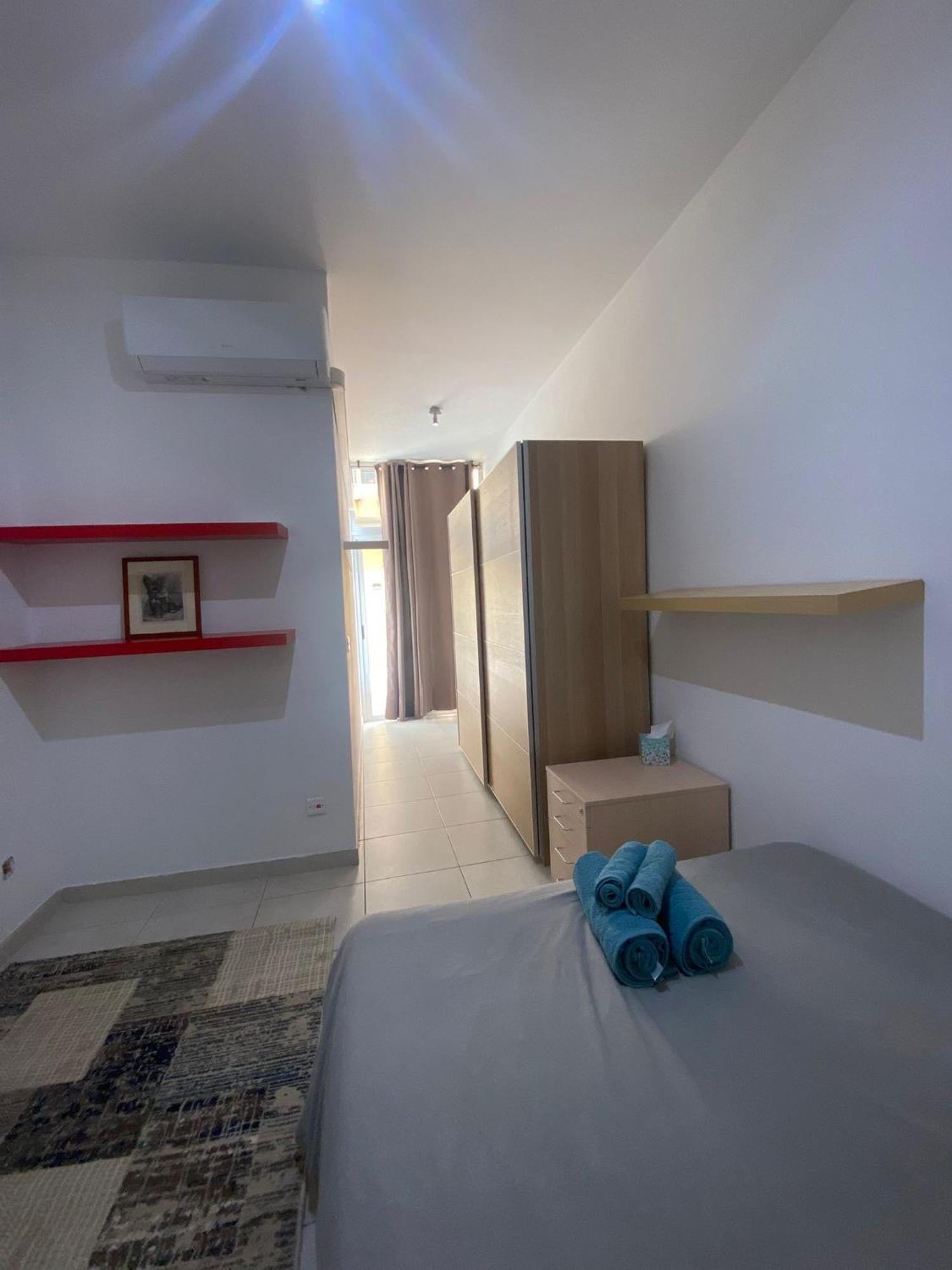Apartment 2bed With Backyard *