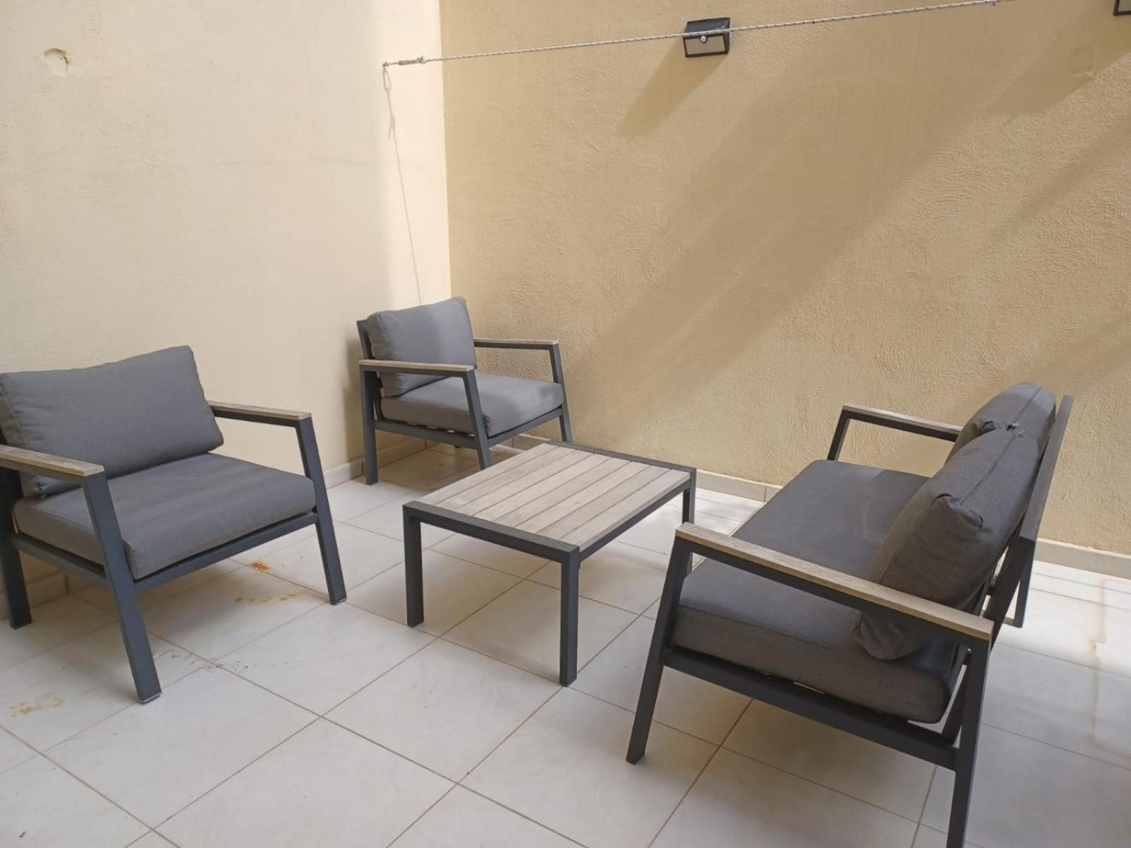 2bed With Backyard