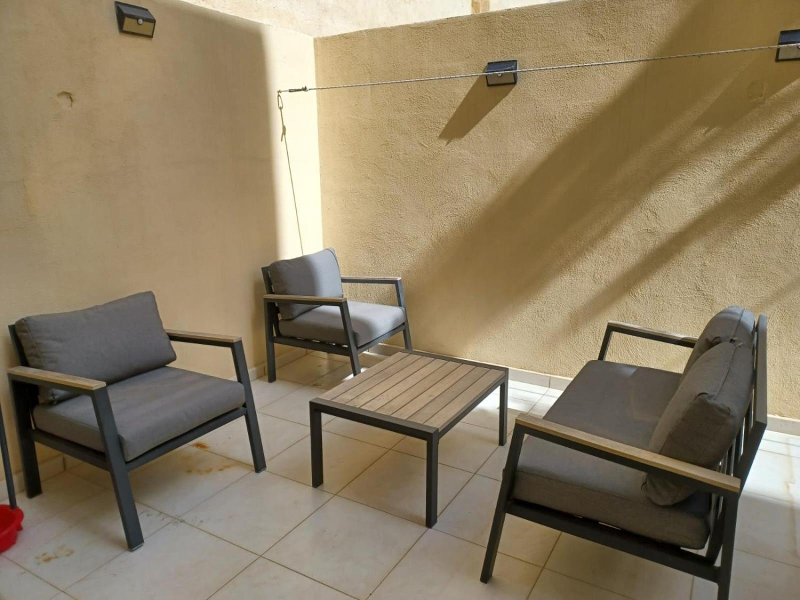 2bed With Backyard *
